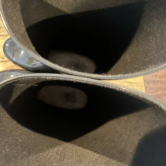 UGG black rain boots - Picture 5 of 7